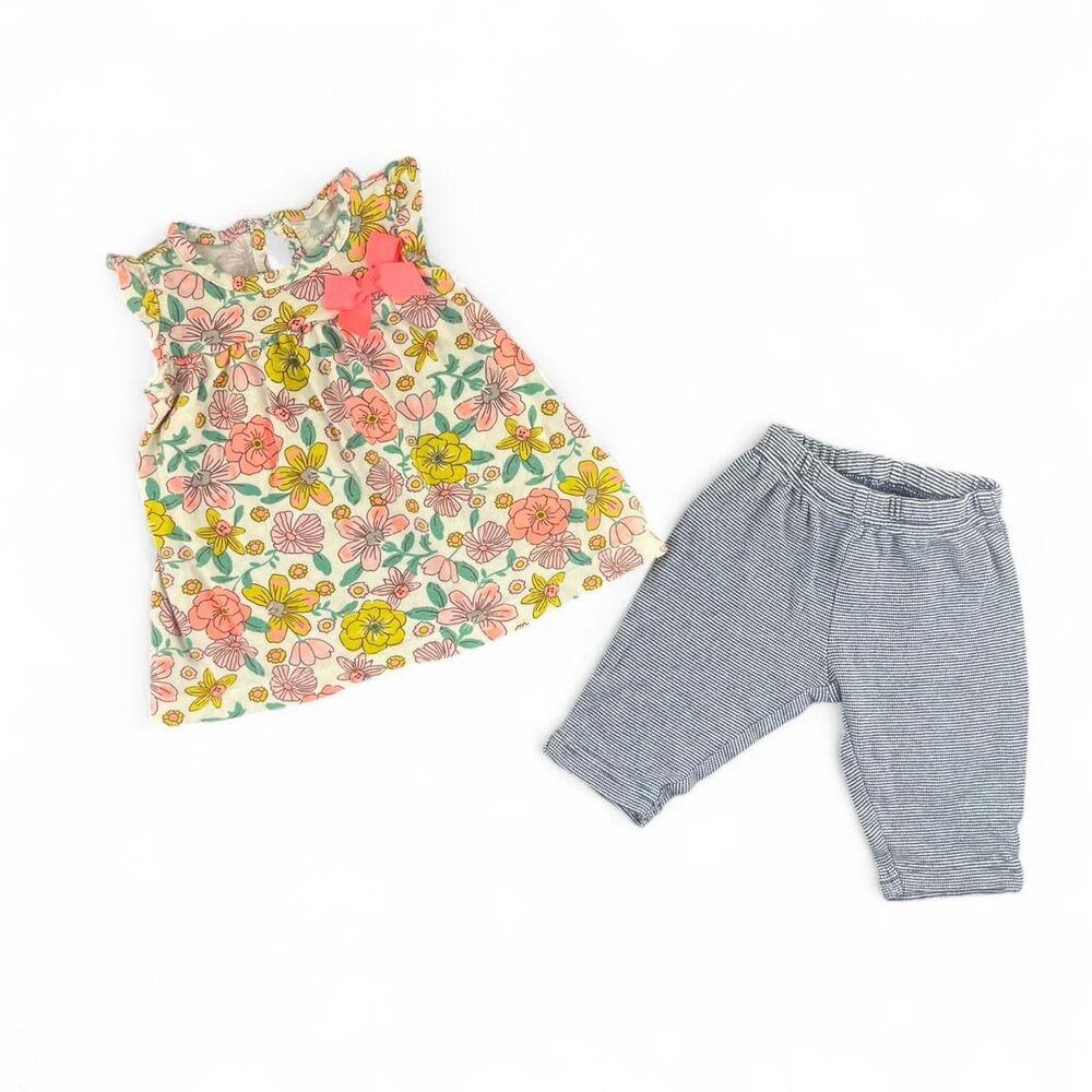 Floral baby girl top and cropped pants set size 3 months